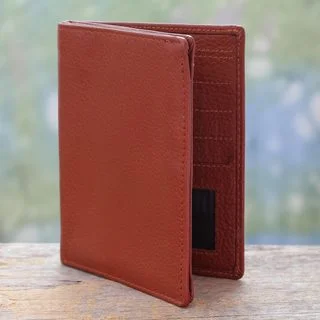 Handcrafted Leather 'Globetrotter in Sienna' Passport Wallet (India)