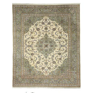 Hand-knotted Wool Ivory Traditional Oriental Kashan Rug (10' x 12'4)