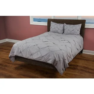 Rizzy Home Carrington Silver Quilt