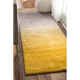 nuLOOM Handmade Soft and Plush Ombre Shag Yellow Runner Rug (2'6 x 8')