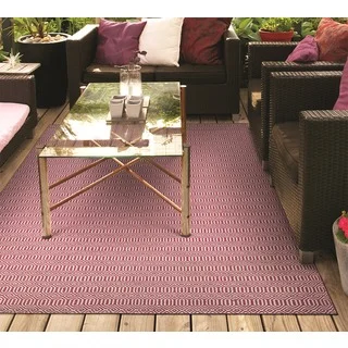 Hand-Woven Couristan Cottages Southport/Pink Indoor/Outdoor PET High Content Recycled Materials Rug (8' x 10')