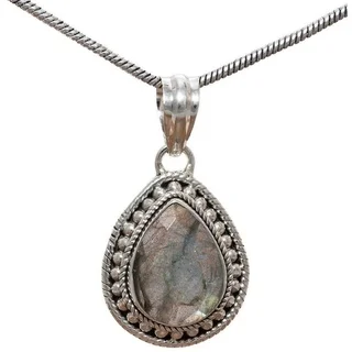 Sterling Silver Faceted Teardrop Labradorite 18-inch Pendant Necklace (India)