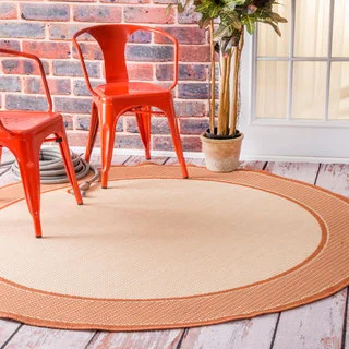 nuLOOM Two-Tone Border Indoor/ Outdoor Red Porch Rug (6'3 Round)