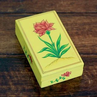Handcrafted Papier Mache Pinewood 'Indian Wildflower' Box (India)