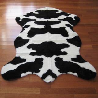Cow Hide Faux Fur Rug (3'3 x 4'7)