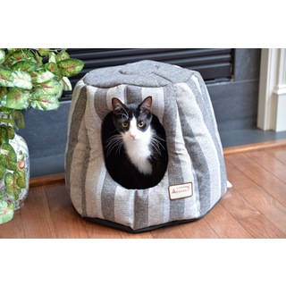 Armarkat Pearl and Putty Heavy-duty Canvas Cat House/Bed