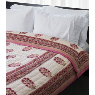 Handmade Indian Palace Quilt - Red Floral (India)