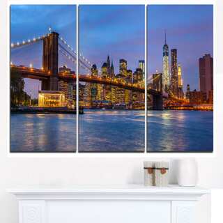 Brooklyn Bridge with Lights and Reflections - Cityscape Canvas print