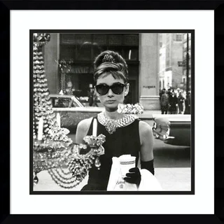 Framed Art Print 'Audrey Hepburn Breakfast at Tiffany's (Window)' 18 x 18-inch
