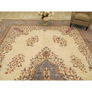 Hand-knotted Wool Ivory Traditional Oriental Open-field Kerman Rug (11'11 x 18'2)