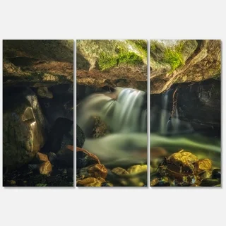 Designart - Wasatch National Forest Waterfall - Landscape Glossy Metal Wall Art