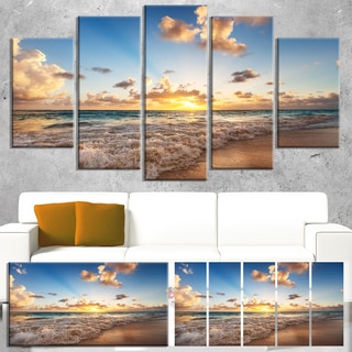 Designart 'Sunrise on Beach of Caribbean Sea' Large Seashore Canvas Artwork Print