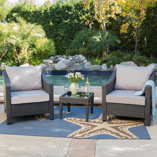 Barbados Outdoor 4-piece Chat Set with Starfish Rug by Christopher Knight Home