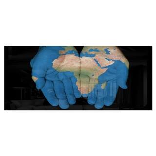 Designart 'African Map in Our Hands' Metal Wall Art