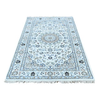 1800GetARug Nain Blue/Ivory Wool/Silk Handmade Oriental Rug (3'2 x 5'4)