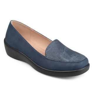 Journee Collection Women's 'Fife' Square-toe Comfort-sole Loafers