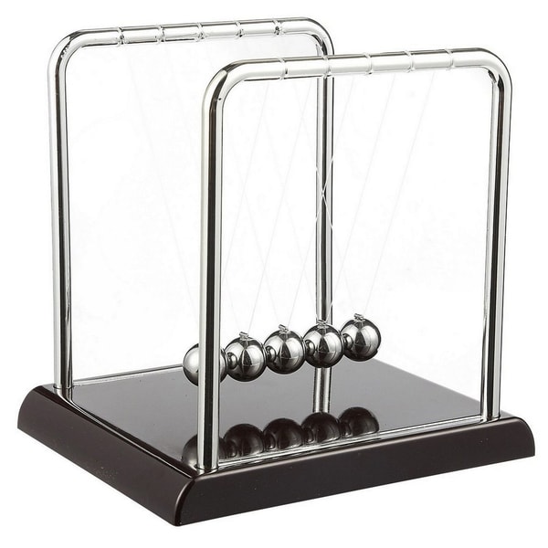 Newton's Cradle - Demonstrate Newton's Laws with Swinging Balls Desk Decoration