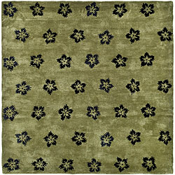 Safavieh Handmade Soho Leaves Sage New Zealand Wool Rug (7'6 x 9'6)