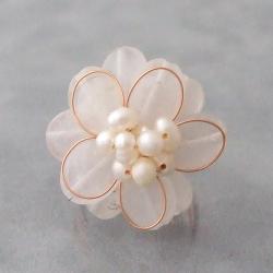 Copper Milky Quartz and Pearl Flower Ring (3-5 mm)(Thailand)