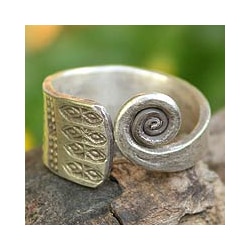 Handmade Sterling Silver 'Thai Sunbeams' Wrap Ring (Thailand)