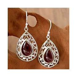Handmade Sterling Silver Vivid Scarlet Red Garnet Hook Earrings (India)