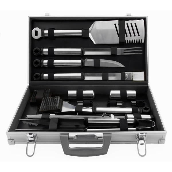 Grilling Tools & Cookware