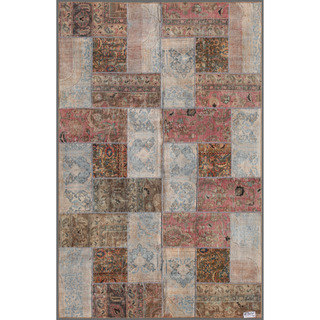 Herat Oriental Pak Persian Hand-knotted Patchwork Wool Rug (5'11 x 9')