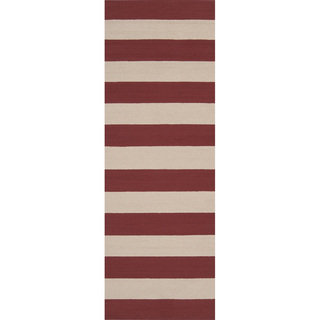 Hand-hooked Carnelian Indoor/Outdoor Stripe Rug (2'6 x 8')