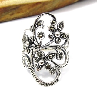 Beautiful Marcasite Flower Vine .925 Silver Ring (Thailand)