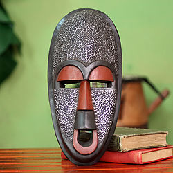 Handcrafted Sese Wood 'Detecter of Evil' African Mask (Ghana)