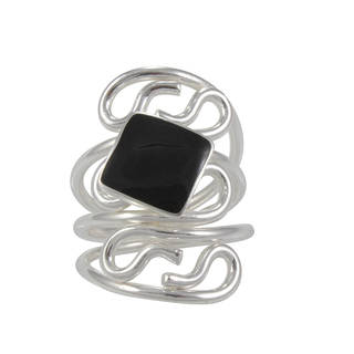 Handcrafted Black Resin and Alpaca Silvertone Ring (Mexico)