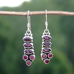 Sterling Silver 'Incandescent Passion' Garnet Earrings (India)