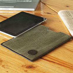 Cotton and Leather Accent 'Puno On the Go' Tablet Sleeve (Peru)