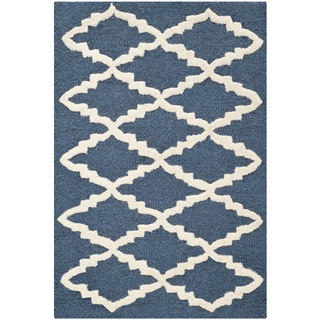 Safavieh Handmade Moroccan Cambridge Navy Wool Rug (2' x 3')