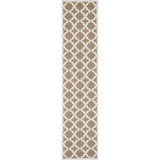 Safavieh Indoor/ Outdoor Courtyard Brown/ Bone Stain Resistant Rug (2'3 x 6'7)