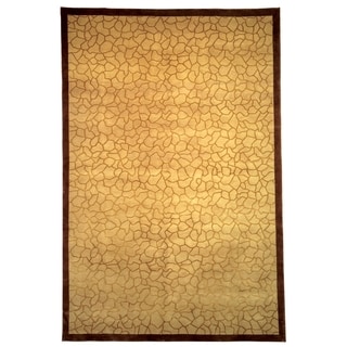 Safavieh Hand-knotted Tibetan Gold Wool/ Silk Rug (5' x 7'6)