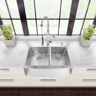VIGO All-in-One 33-inch Farmhouse Stainless Steel Double Bowl Kitchen Sink/ Chrome Faucet Set