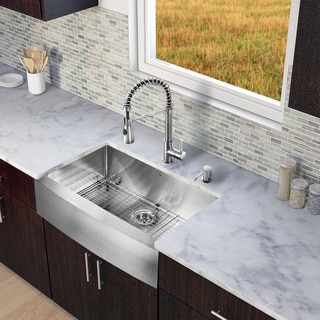 VIGO All-in-One 33-inch Farmhouse Stainless Steel Kitchen Sink/ Faucet Set