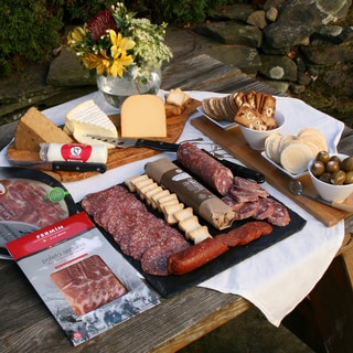 igourmet Grand Assortment of Meat and Cheese Favorites