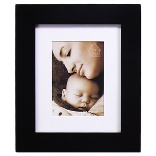 Adeco Black Matted Wood Hanging 5x7 Photo Frame