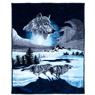 Lavish Home Soft Mink Blanket with Wolf Scene