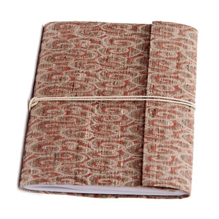 Hand-woven Red Swirl Damask Weave Silk Notebook (India)