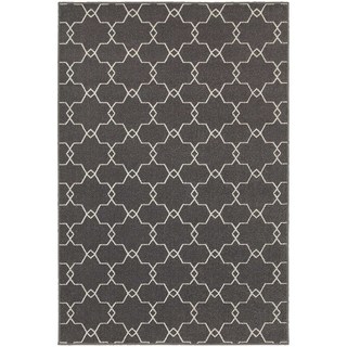 Geometric Trellis Grey/ Ivory Rug (6'7 x 9'6)