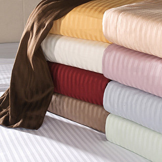 Supeior 650 Thread Count Stripe Cotton Sateen Pillowcases (Set of 2)