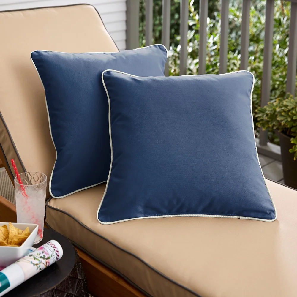 Sunbrella Canvas Navy/ Canvas Natural Indoor/ Outdoor Pillow Set