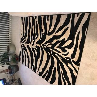 LYKE Home Hand-carved Zebra Skin Animal Print Area Rug (5' x 7')
