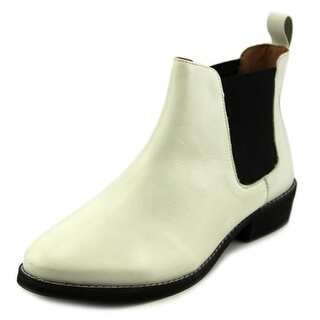 Eight Second Angel Caroline Chelsea Boot Round Toe Leather Ankle Boot