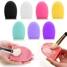 Professional Cosmetic Brush Cleaner