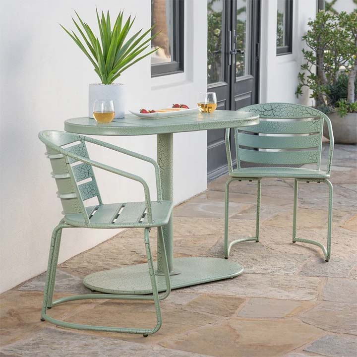 crackled pattern metal garden table and chairs